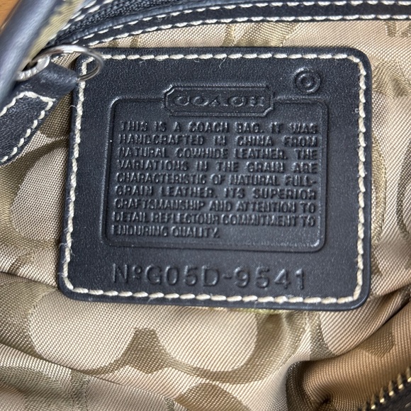 Vintage Old Coach 9541 Small Soho Hobo Shoulder Bag / Handbag -Black Leather - Picture 6 of 6